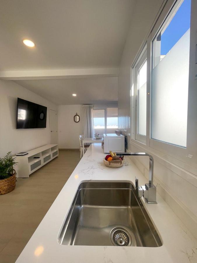 Precioso Atico Con Vistas Al Mar Parking Gratuito Apartment Corralejo Exterior photo
